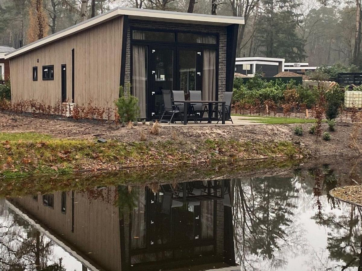 Great Chalet With Air Conditioning, Near Veluwe Hoenderloo Dış mekan fotoğraf